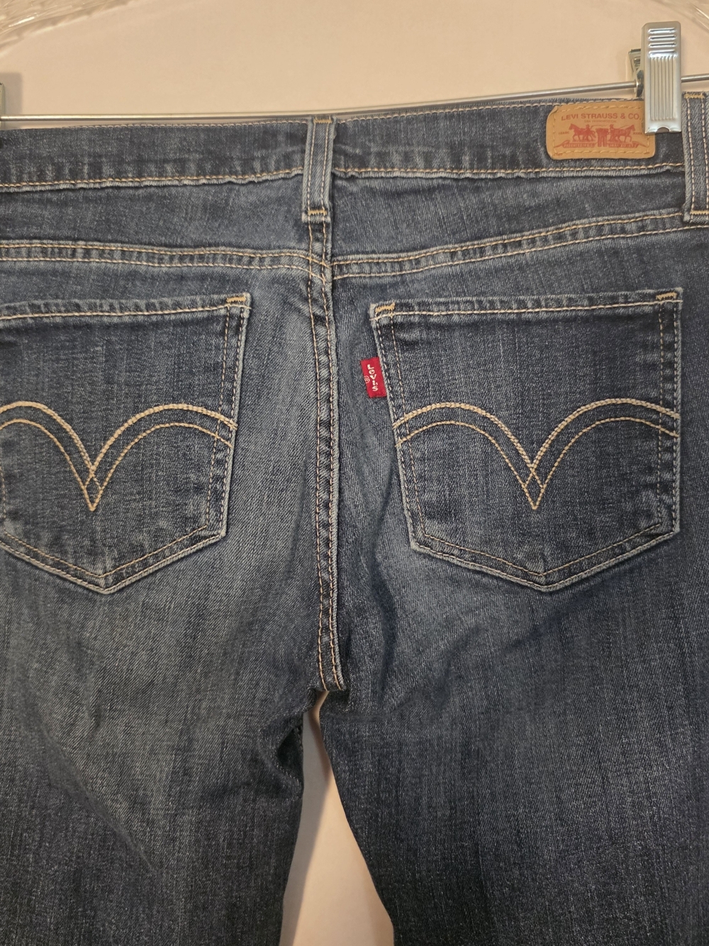 Levi's Low Rise Straight Leg Jeans Women's Blue Denim Y2K Aesthetic